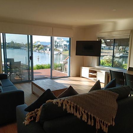 Captains Cove Resort - Waterfront Apartments باينسفيل المظهر الخارجي الصورة